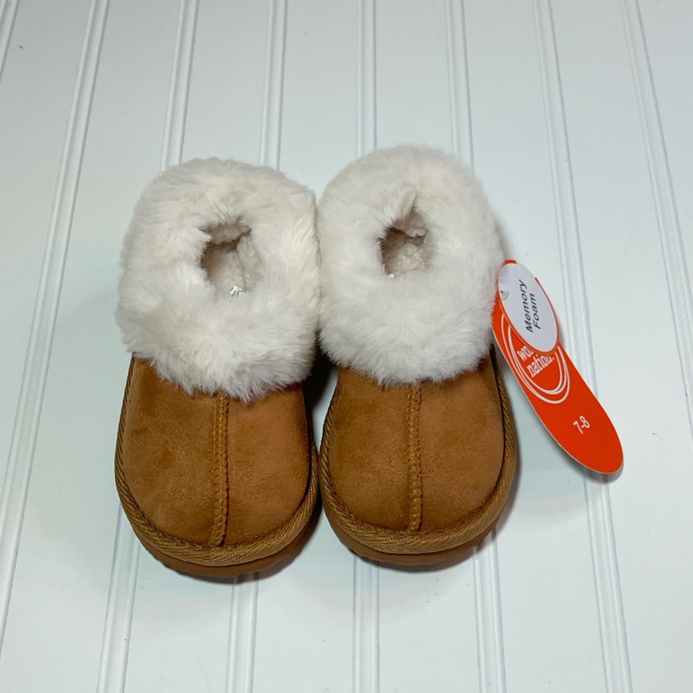 Wonder Nation Size 7-8 Kids Slippers Faux Suede Shearling NWT